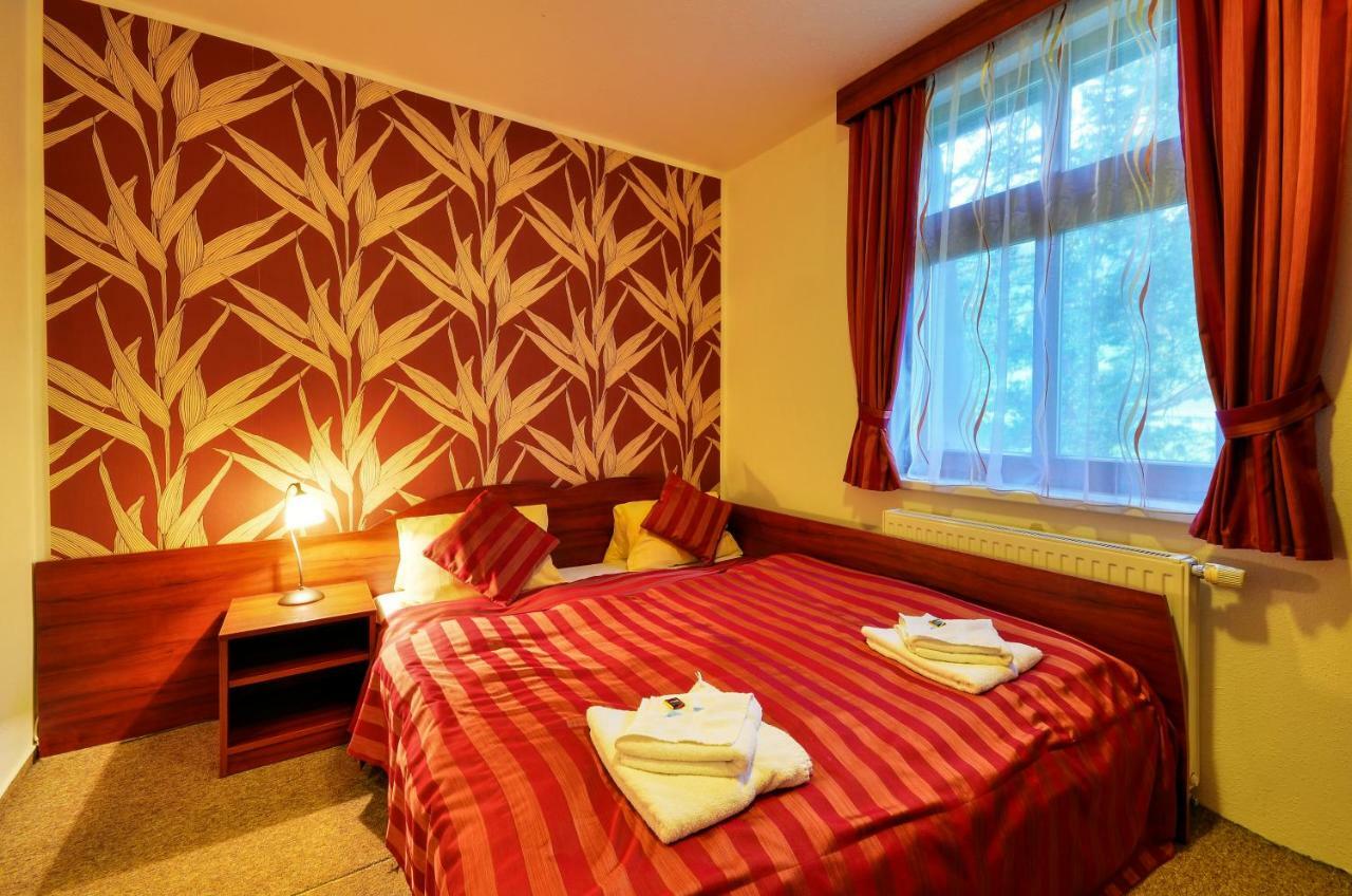 Filipovice Hotel Stara Posta מראה חיצוני תמונה